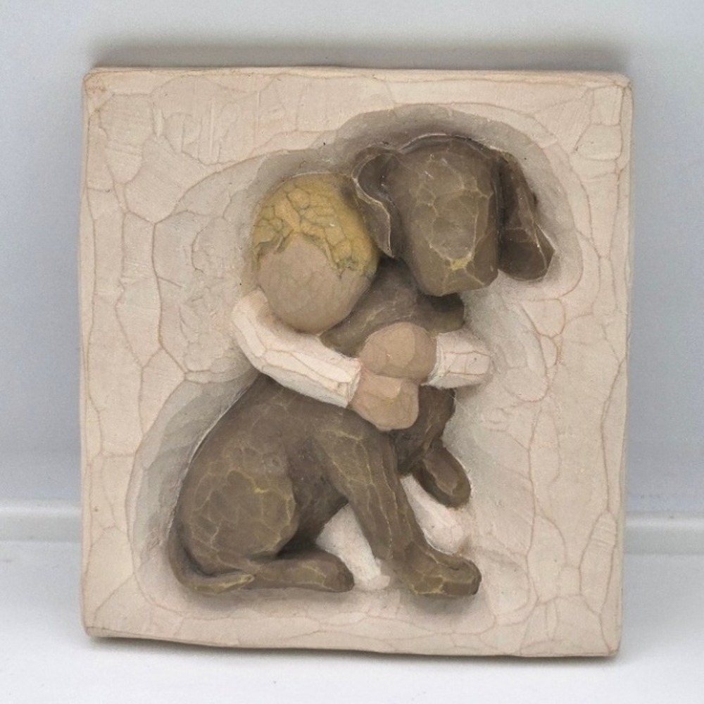 Willow Tree Hug Wall Plaque Susan Lordi DEMDACO Child Hugging Dog 2003 Resin